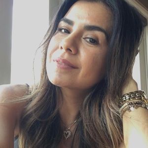 Meet your Posher, Veronica